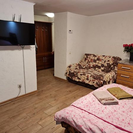 Студіо На Кoновальця Apartman Lviv Kültér fotó