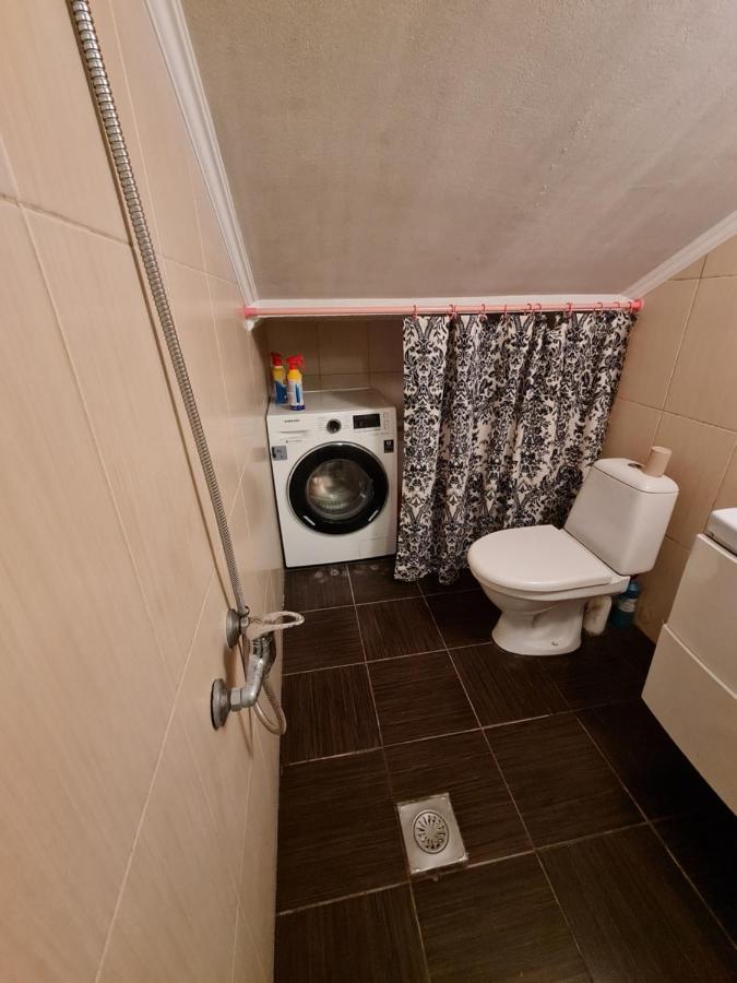 Студіо На Кoновальця Apartman Lviv Kültér fotó
